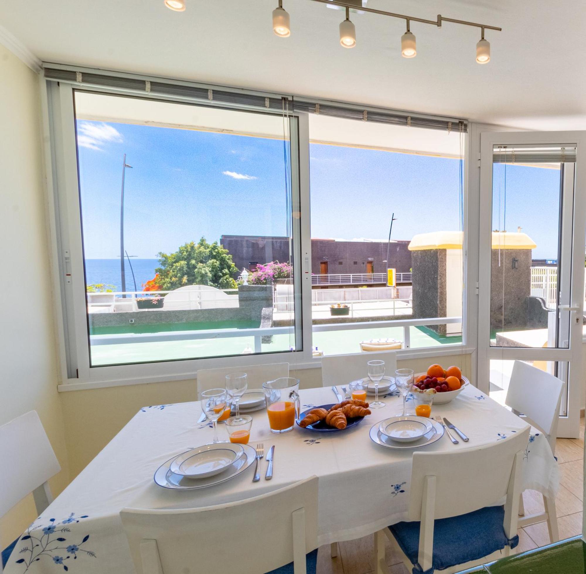 Bright 2 Bedroom Apt By Dream Homes Tenerife Puerto de Santiago  Bagian luar foto